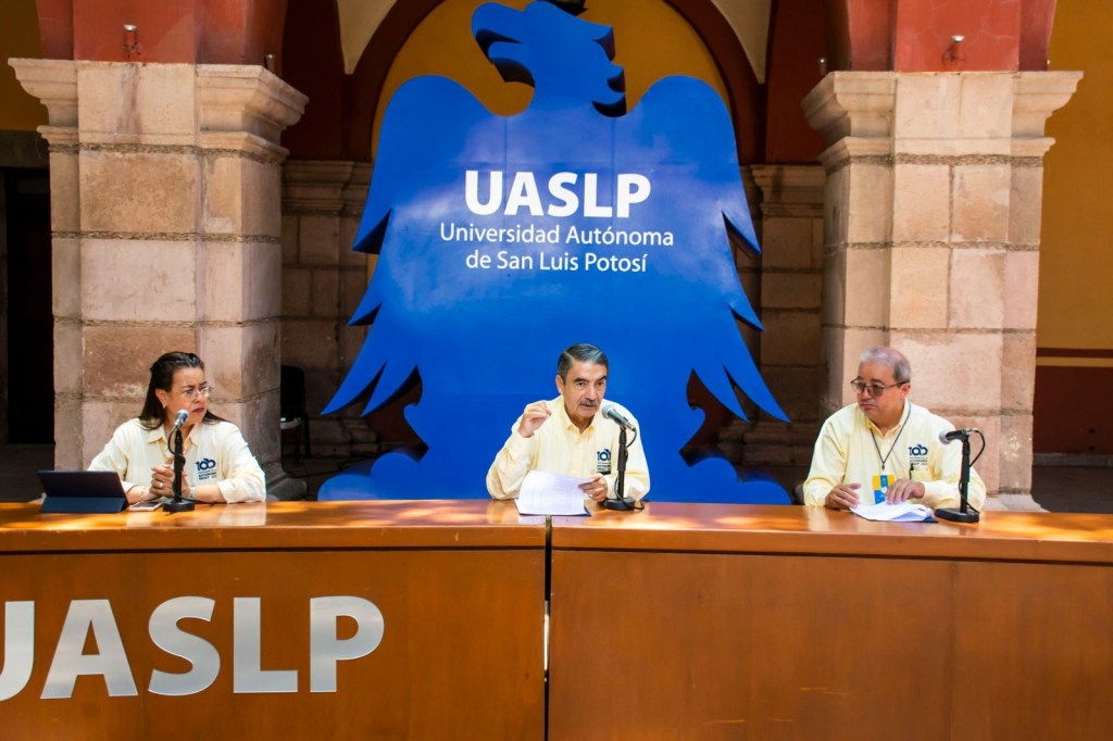 ⁃ La UASLP recibió a ocho mil 257 aspirantes, durante el primer día de aplicación del examen de admisión