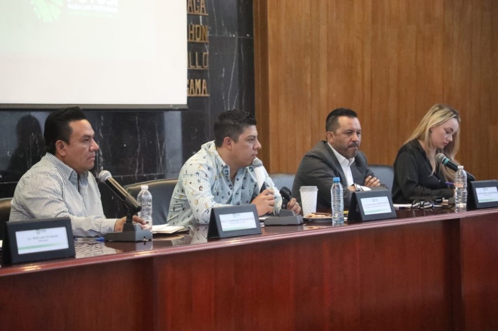 LLAMA RICARDO GALLARDO A SU GABINETE A REDOBLAR ESFUERZOS EN APOYO AL&nbsp;ESTADO