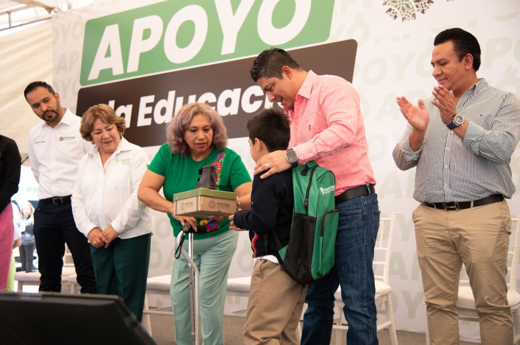 ENTREGA DE ÚTILES Y ZAPATOS ESCOLARES PROTEGE LA ECONOMÍA FAMILIAR Y MOTIVA LA EDUCACIÓN DE&nbsp;CALIDAD