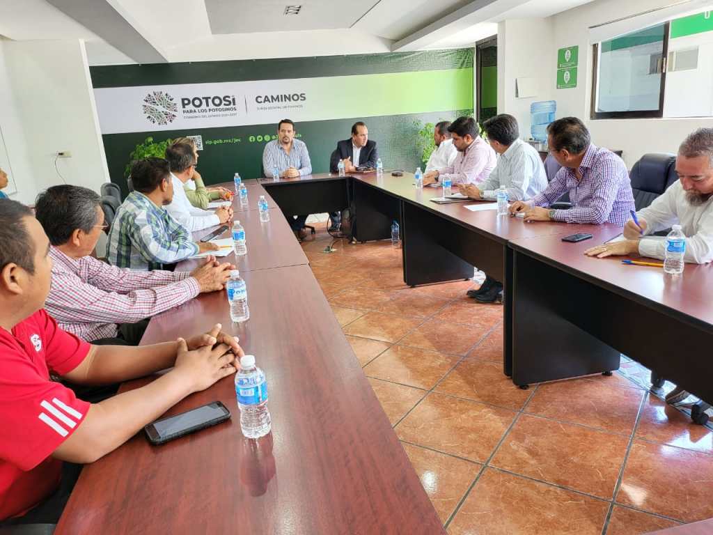 GOBIERNO ESTATAL RESCATA EL EJE&nbsp;XOLOL-TAMUÍN