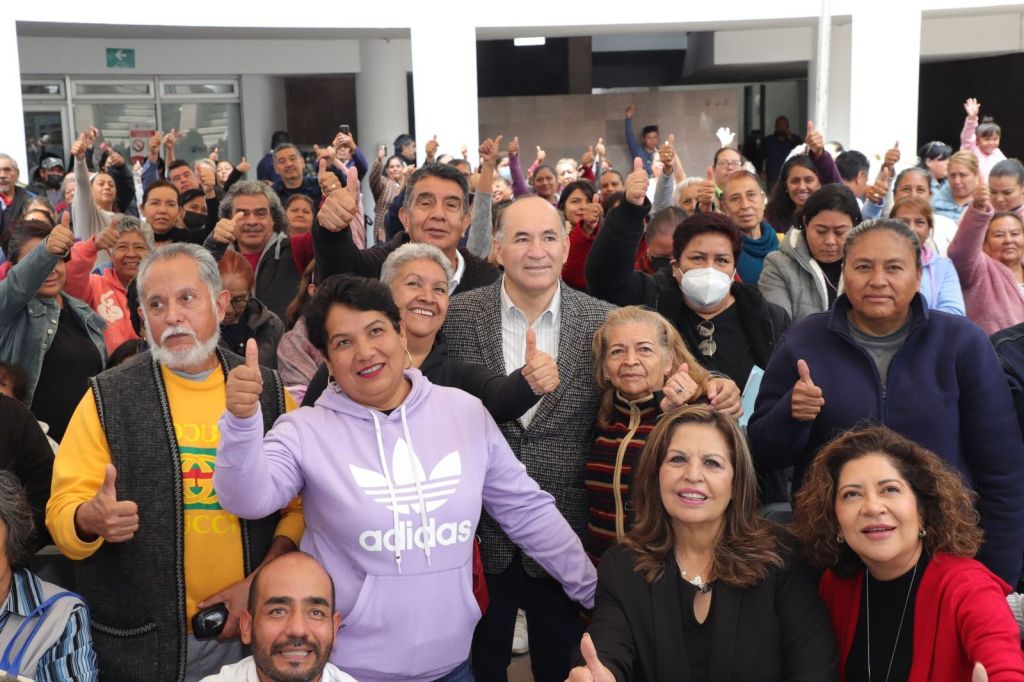 Más de 6 mil lentes graduados ha entregado el DIF Municipal, para mejorar la calidad de vida de potosinos y&nbsp;potosinas