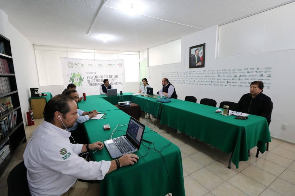 AVANZA ESTADO CON PROFESIONALIZACIÓN A&nbsp;MUNICIPIOS