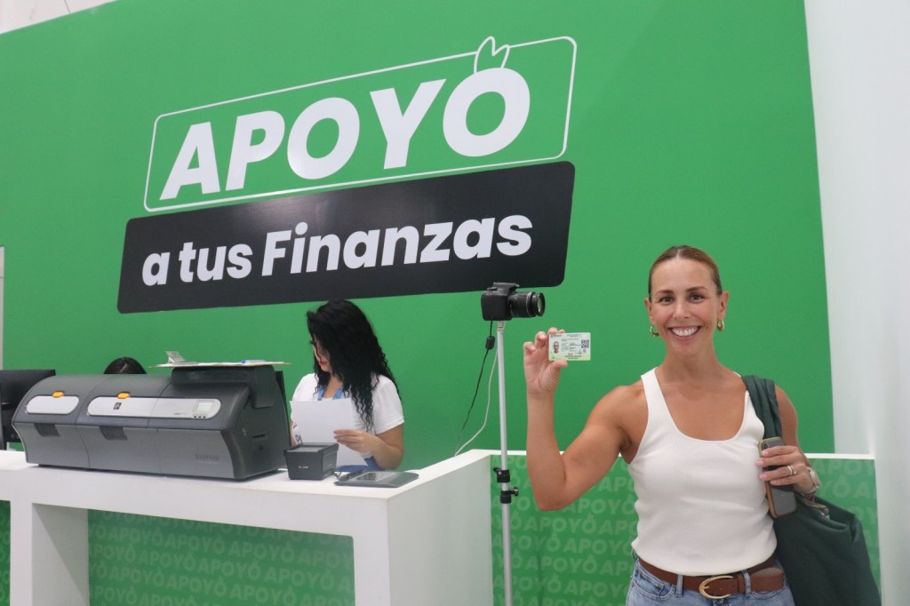 FAMILIAS RECIBEN APOYO CON LICENCIAS GRATUITAS Y&nbsp;PERMANENTES