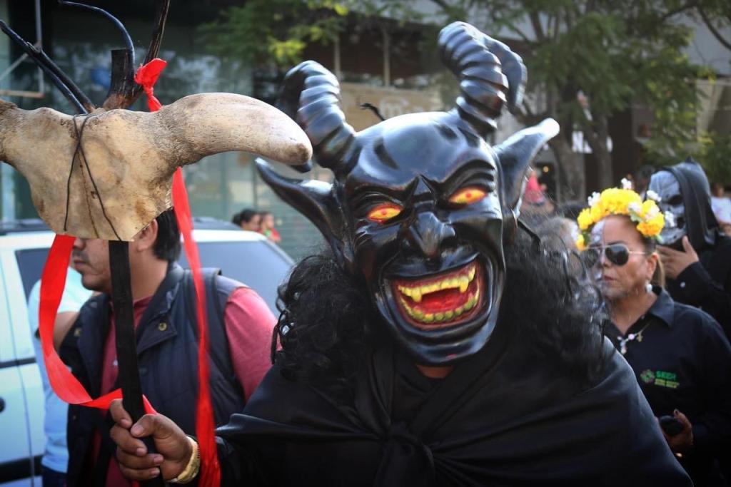 SECTOR EDUCATIVO, LISTO PARA EL DESFILE DE&nbsp;XANTOLO