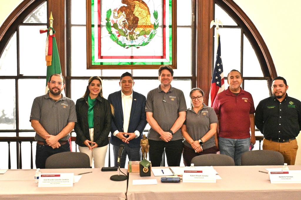 LLEVA RICARDO GALLARDO FERIA DE SERVICIOS A POTOSINOS EN SAN ANTONIO,&nbsp;TEXAS