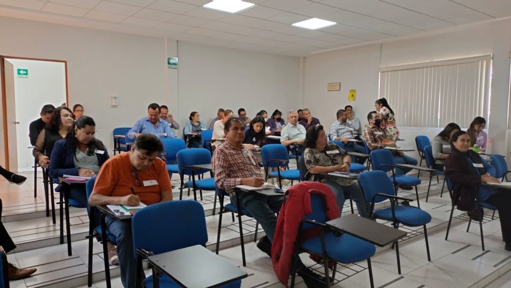 GOBIERNO CAPACITA A SERVIDORES PÚBLICOS EN PERSPECTIVA DE GÉNERO 