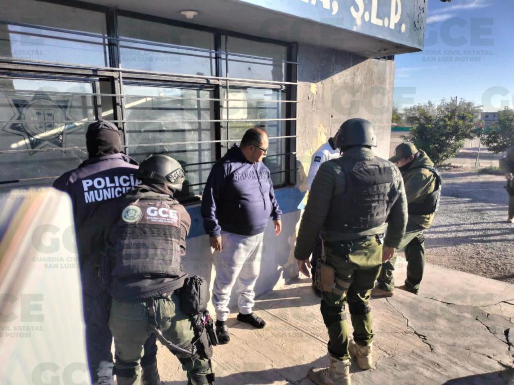 REVISIÓN Y PASE DE LISTA EN MOCTEZUMA ARROJA OCHO DETENCIONES POR USURPACIÓN DE&nbsp;FUNCIONES