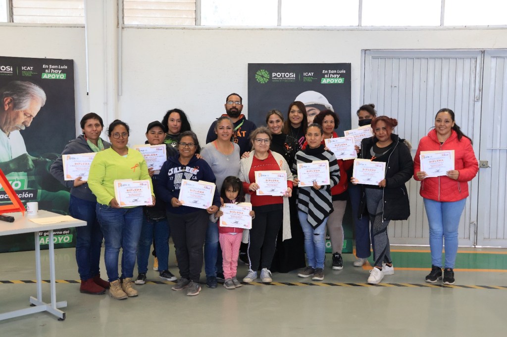 GOBIERNO IMPULSA CAPACITACIÓN A MUJERES&nbsp;POTOSINAS