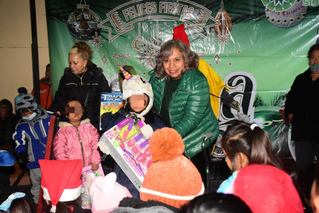 FAMILIAS SOLEDENSES DISFRUTAN EL COMIENZO DE POSADAS&nbsp;NAVIDEÑAS