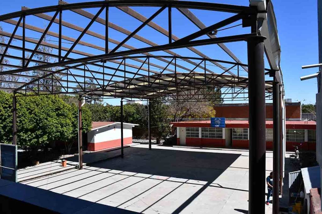 ESTUDIANTES POTOSINOS RECIBEN APOYO CON INFRAESTRUCTURA&nbsp;ESCOLAR