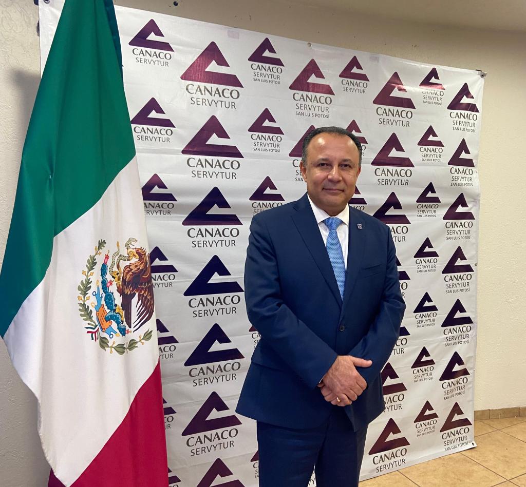 REELIGEN A FERNANDO DÍAZ DE LEÓN COMO PRESIDENTE DE CANACO-SERVYTUR