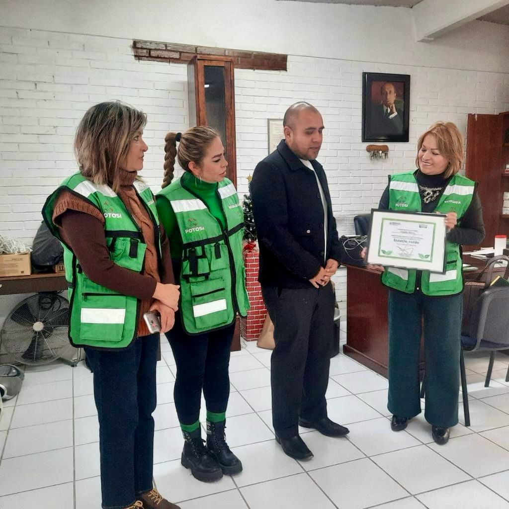 EN APOYO AL CUIDADO MEDIOAMBIENTAL, SE CERTIFICAN “ESCUELAS&nbsp;VERDES”