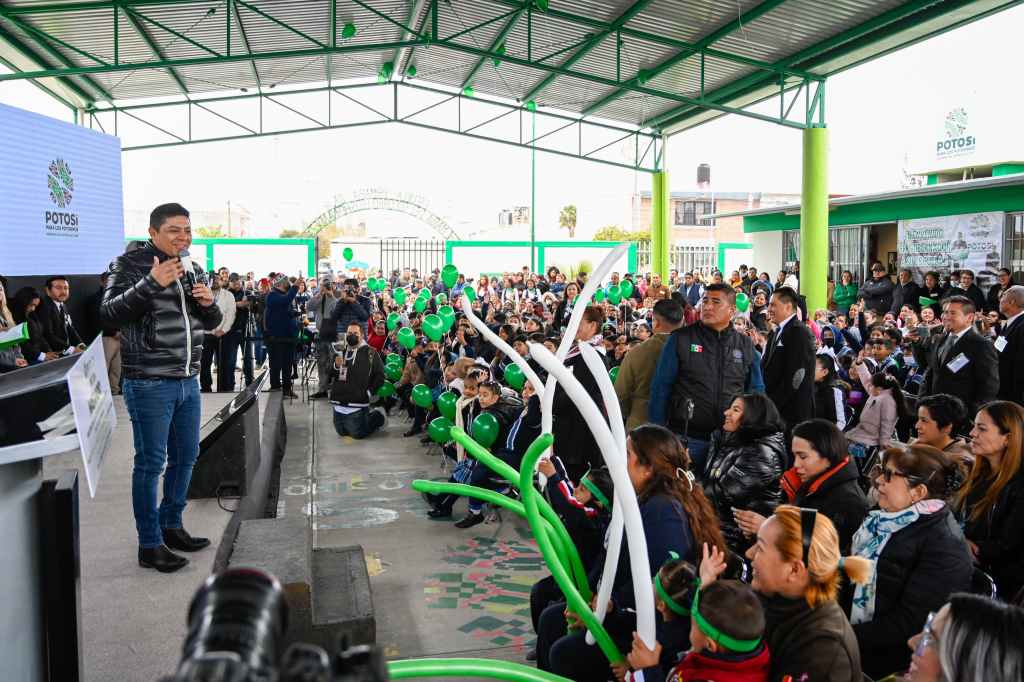 CON OBRAS EN ESCUELAS, RICARDO GALLARDO MEJORA CALIDAD DE VIDA 