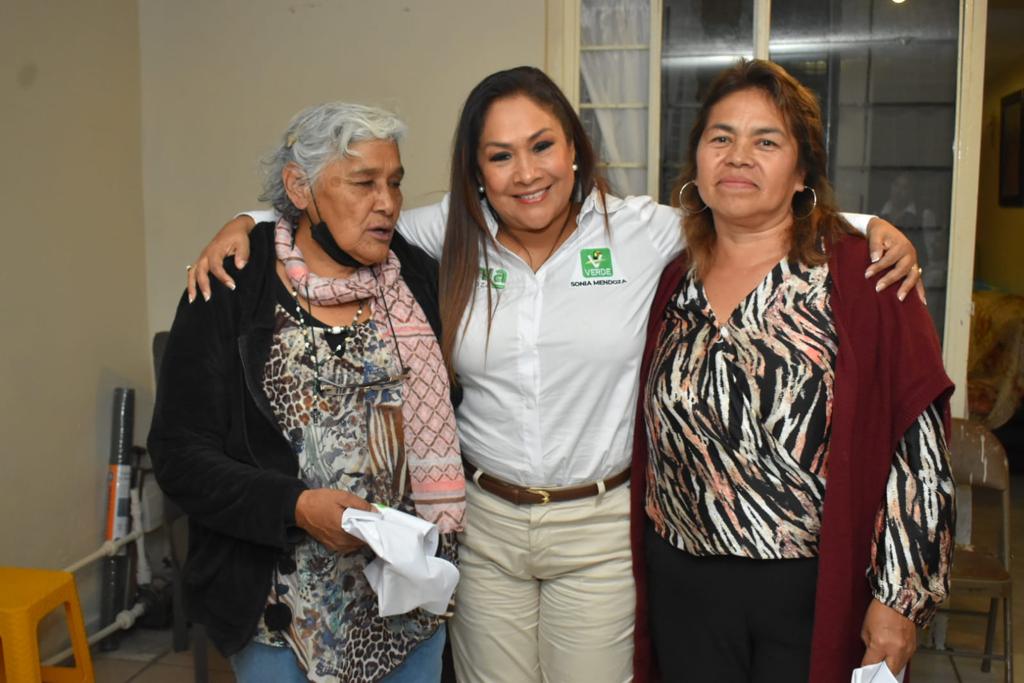 “Lo que prometes lo cumples, por eso estamos contigo”: Vecinos de&nbsp;Fovissste