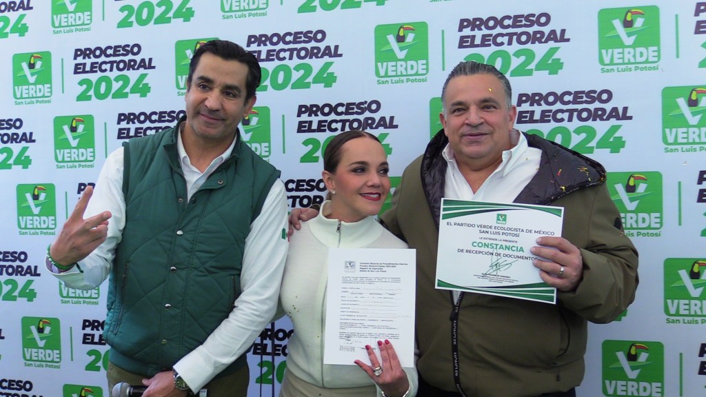 DAVID ARMANDO MEDINA SALAZAR SE REGISTRA PARA PRECANDIDATO DE CD&nbsp;VALLES.