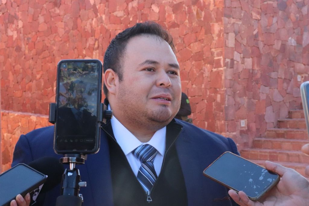 SECRETARÍA DE FINANZAS NO CEDE A&nbsp;PRESIONES