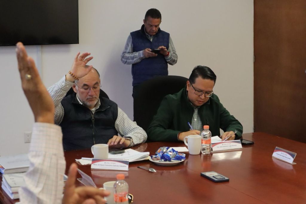 Enrique Galindo llama a Junta de Gobierno a apoyar las medidas de mejora financiera del INTERAPAS, y seguir enfrentando la emergencia&nbsp;hídrica