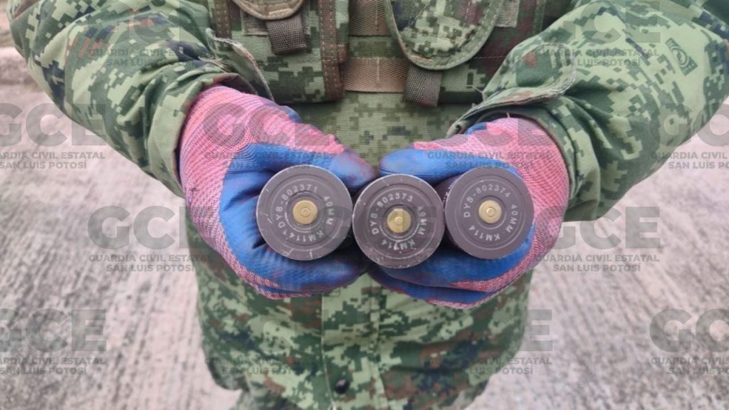 OPERATIVO AÉREO DE LA GUARDIA CIVIL ESTATAL PERMITE ASEGURAMIENTO DE CAMIONETA Y ARTEFACTOS&nbsp;EXPLOSIVOS