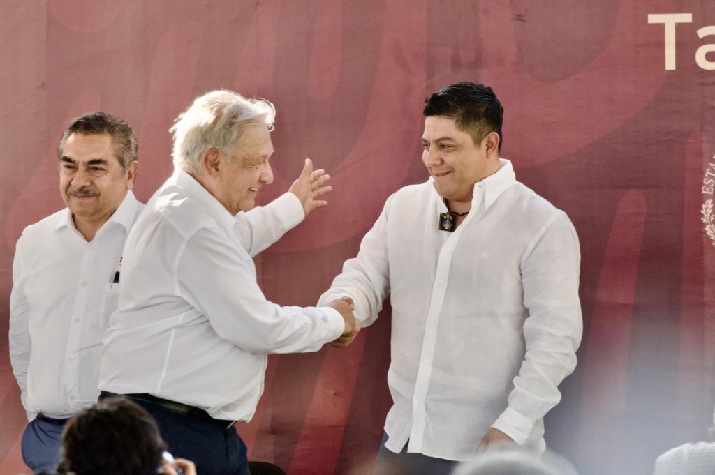 DESDE LA HUASTECA, RICARDO GALLARDO Y AMLO CELEBRAN NACIONALIZACIÓN&nbsp;ENERGÉTICA