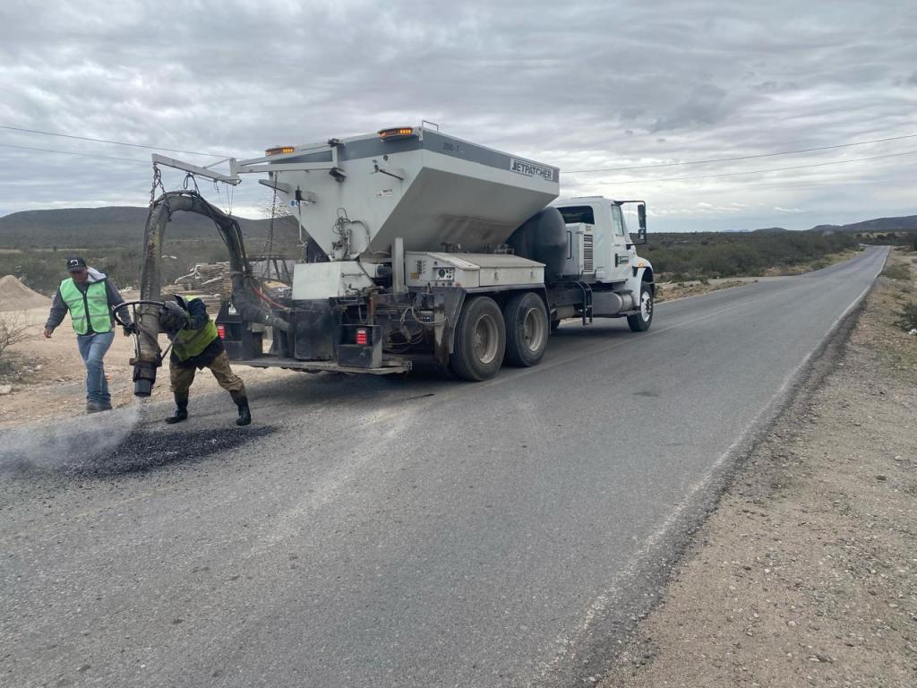 FAMILIAS DE VILLA DE RAMOS RECIBEN MÁS APOYO CON CONSERVACIÓN DE&nbsp;CAMINO