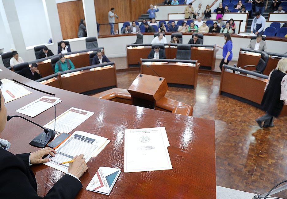 EXHORTAN A PROTECCIÓN CIVIL DEL ESTADO Y DEL AYUNTAMIENTO DE TAMUÍN A QUE REALICEN UN ESTUDIO DE RIESGO DE LA EXCAVACIÓN DE UN BORDO EN EL SUR DEL&nbsp;MUNICIPIO