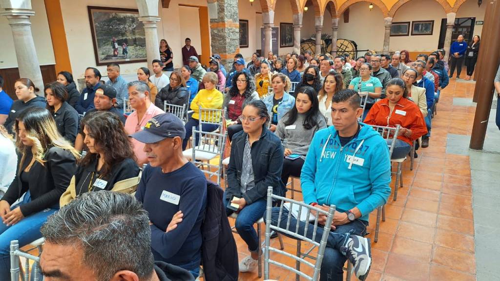 SERVIDORES PÚBLICOS PARTICIPARON EN ACTIVIDADES DEL 8M DE LA OFICIALÍA&nbsp;MAYOR