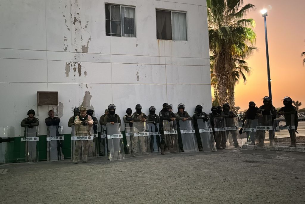 SE EFECTÚA TRASLADO DE PERSONAS PRIVADAS DEL PENAL DE LA PILA  