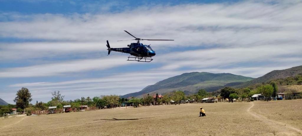 GOBIERNO SUMA UNA AERONAVE MÁS A COMBATE DE INCENDIOS&nbsp;FORESTALES