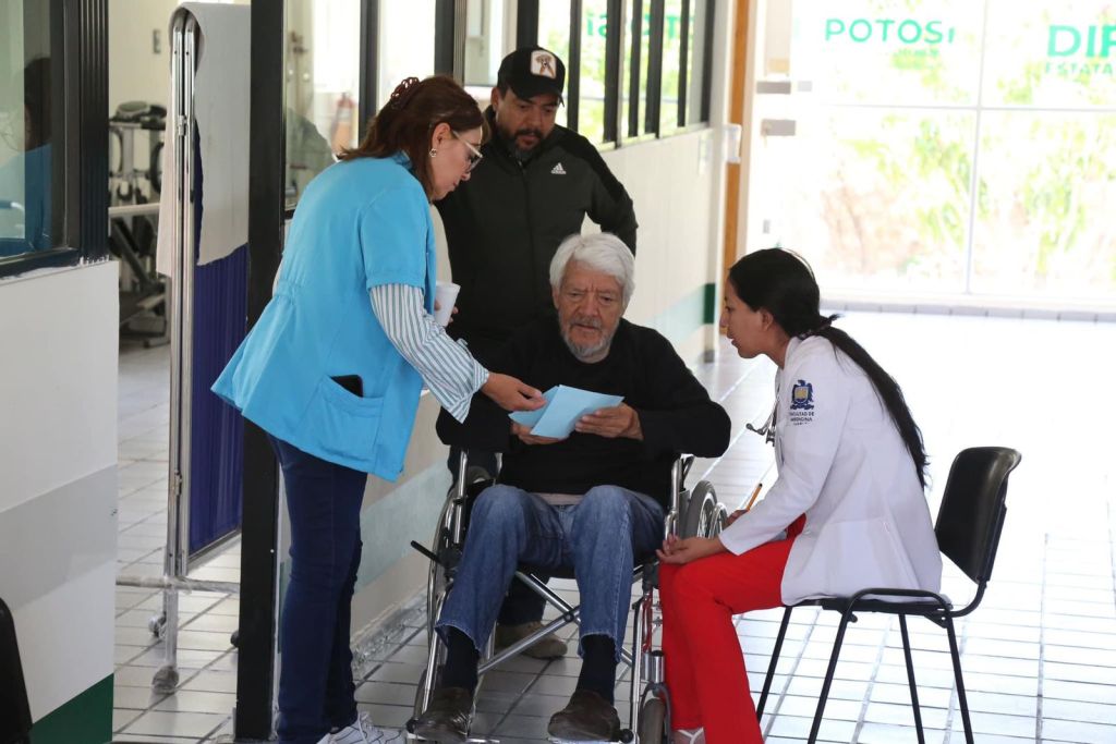 MÁS Y MEJORES SERVICIOS PARA LAS PERSONAS ADULTAS&nbsp;MAYORES