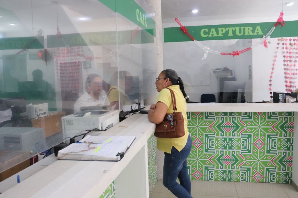 CUMPLEN POTOSINAS Y POTOSINOS CON EL CONTROL&nbsp;VEHICULAR