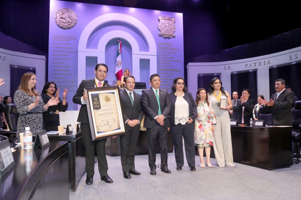 LA LXIII LEGISLATURA DEL CONGRESO DEL ESTADO OTORGÓ LA PRESEA AL MÉRITO “PLAN DE SAN LUIS”, POST MORTEM, AL ING. ENRIQUE AUCES&nbsp;MACIEL.