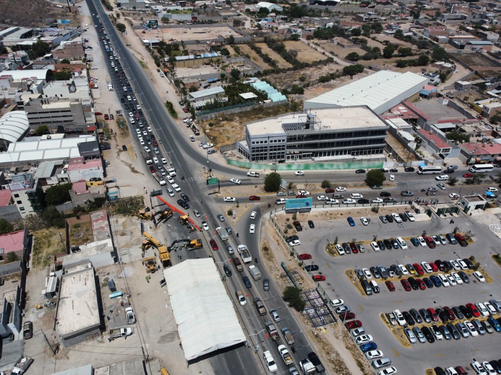 GOBIERNO ESTATAL ARRANCA CONSTRUCCIÓN DE PUENTE VEHICULAR EN CIRCUITO POTOSÍ Y CORONEL&nbsp;ROMERO