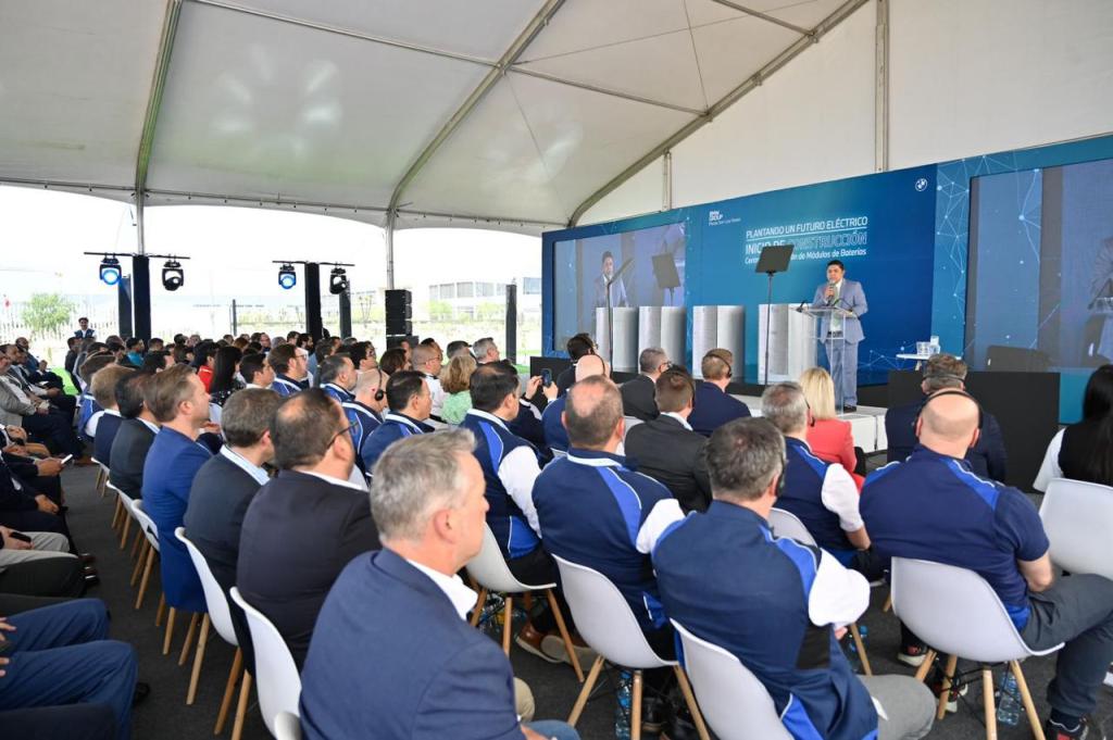 OBRAS ESTATALES SON RECONOCIDAS POR EMPRESARIOS LOCALES Y&nbsp;EXTRANJEROS