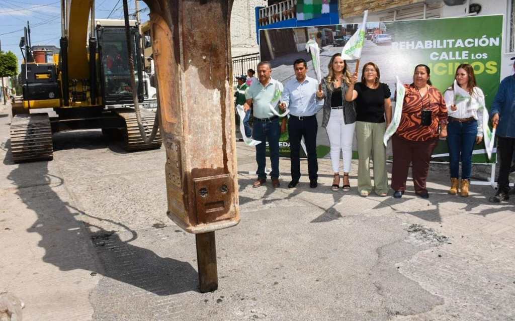 GOBIERNO SOLEDENSE BENEFICIA A FAMILIAS DE LOS FRESNOS CON ARRANQUE DE&nbsp;PAVIMENTACIÓN