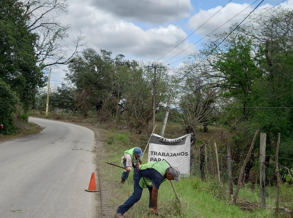 LLEVAN CONSERVACIÓN DE CAMINOS A&nbsp;TAMPACÁN