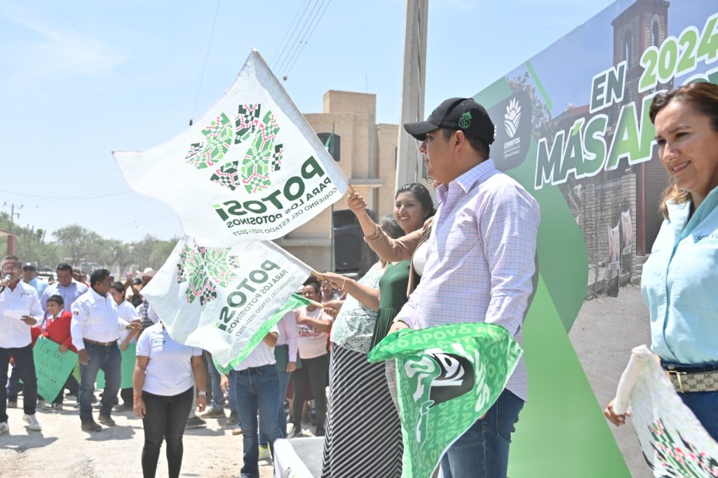 CON MÁS CARRETERAS, IMPULSA GOBIERNO ESTATAL DESARROLLO DE&nbsp;CERRITOS