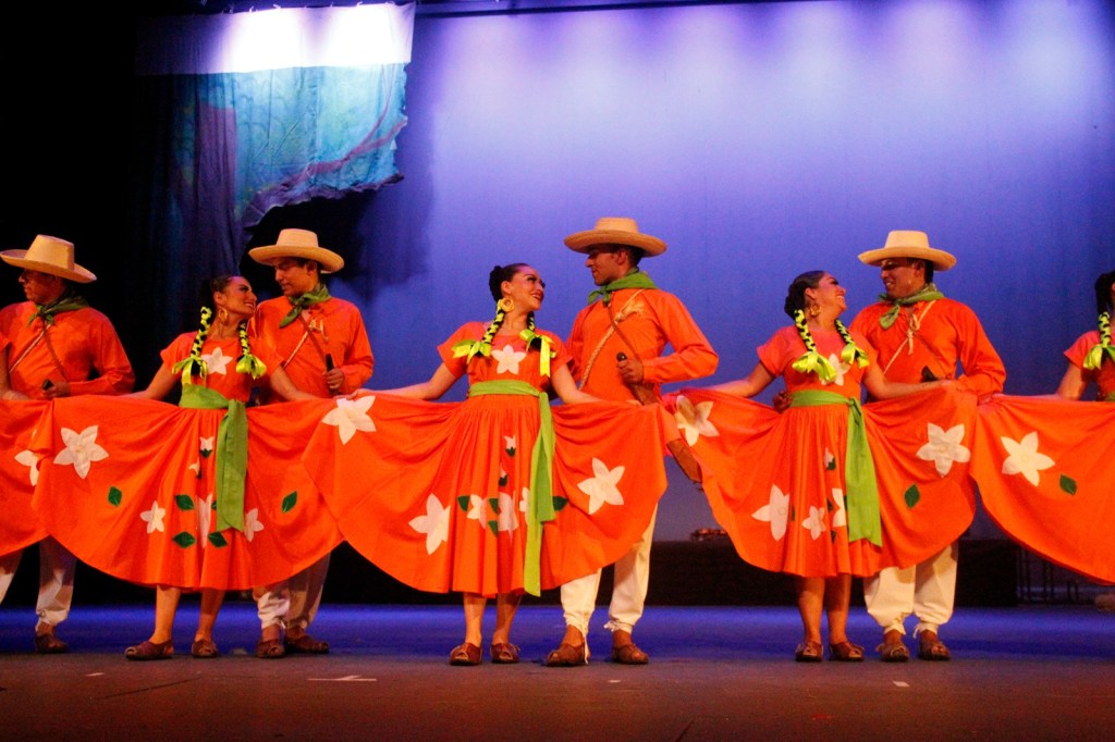 CELEBRARÁN 50 ANIVERSARIO DEL BALLET FOLCLÓRICO XOCHIQUETZAL