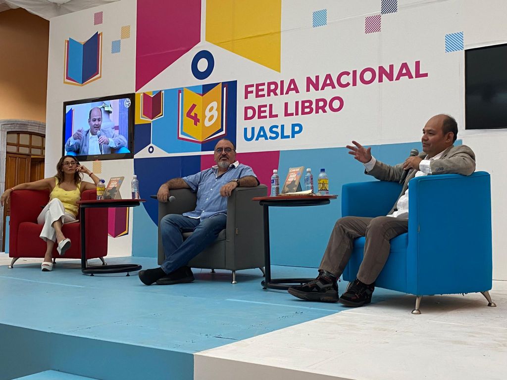 ALEJANDRO ROSAS LLAMA A CONTAR MICROHISTORIAS PARA ENTENDER EL PASADO