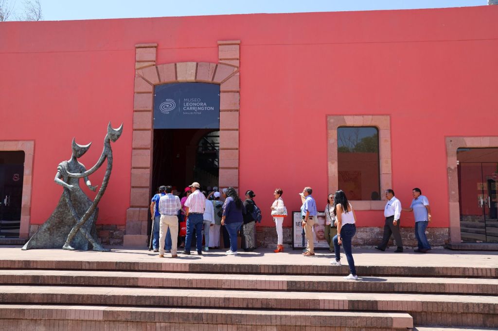 PROMUEVE DIF RECORRIDOS CULTURALES CON PERSONAS ADULTAS MAYORES