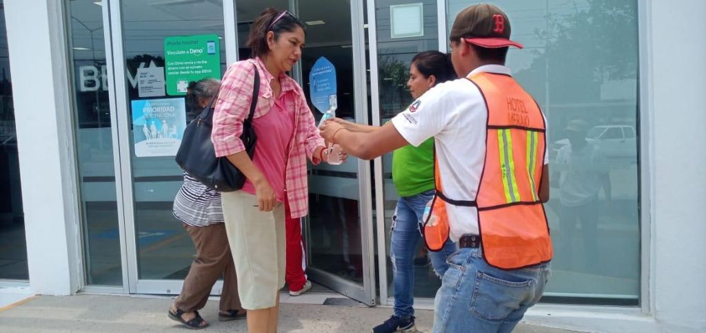 EXHORTAN A INTENSIFICAR MEDIDAS PREVENTIVAS POR OLA DE&nbsp;CALOR