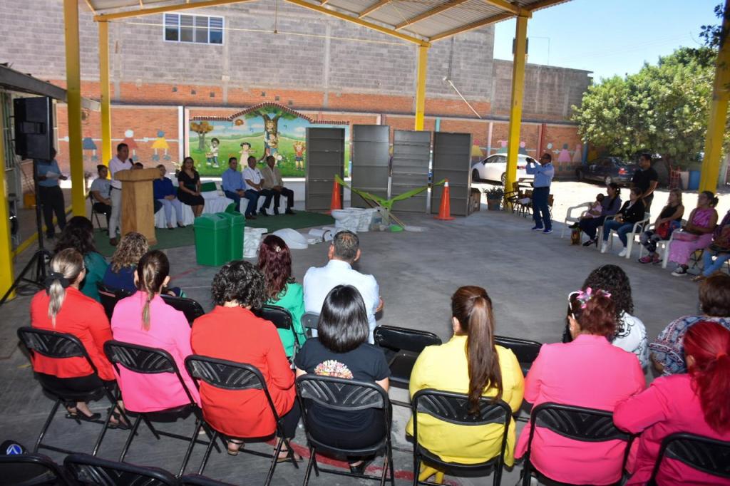 MÁS ESCUELAS DE NIVEL BÁSICO EN SOLEDAD, RECIBEN PAQUETES&nbsp;SANITARIOS