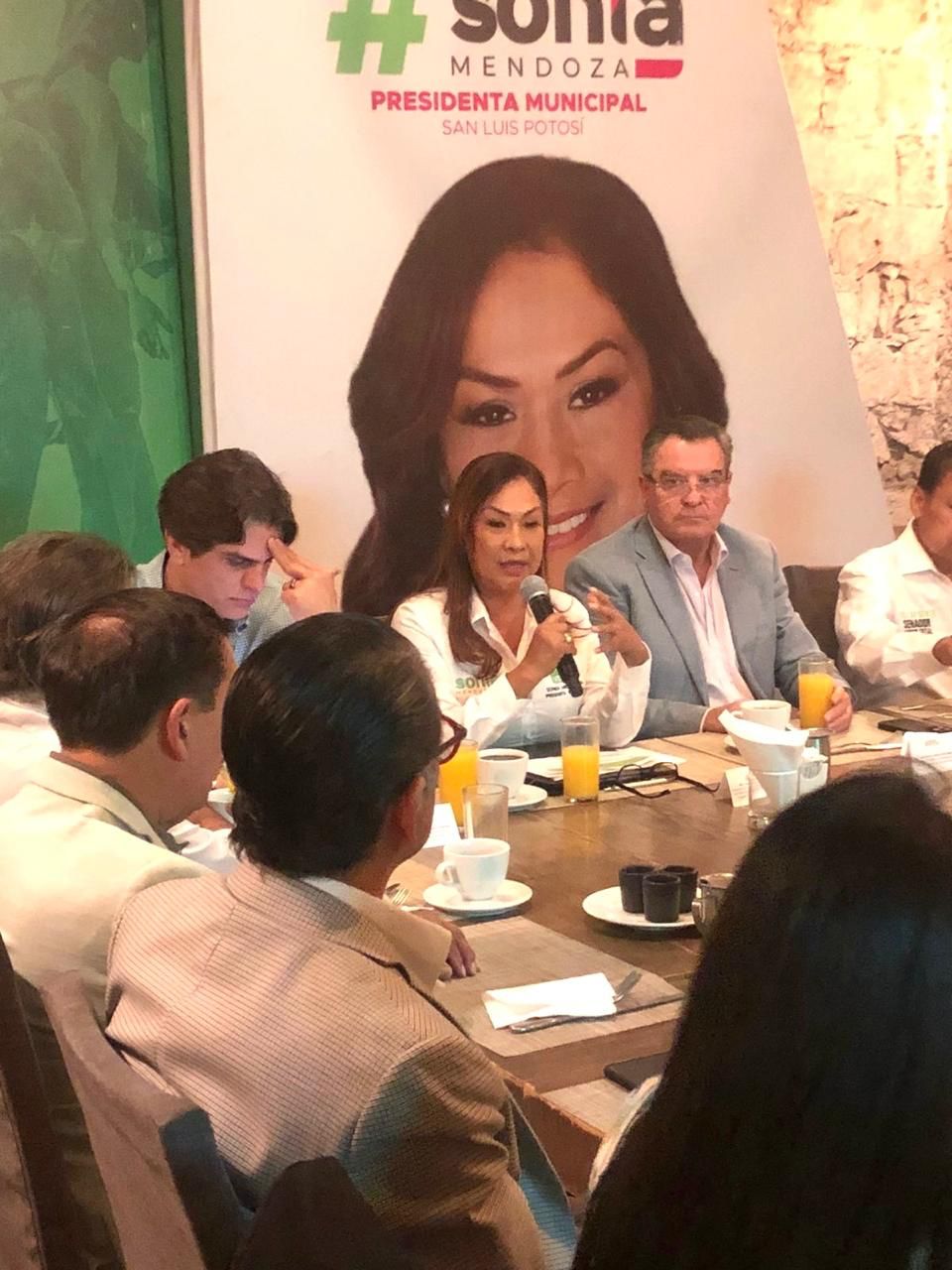 SONIA MENDOZA DÍAZ PROPONE INNOVACIÓN Y SOSTENIBILIDAD EN ENCUENTRO CON LÍDERES&nbsp;EMPRESARIALES