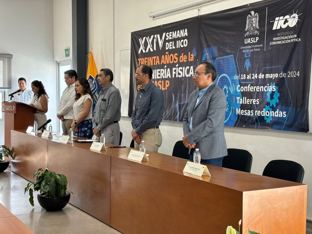 El rector Alejandro Zermeño inauguró la XXIV Semana del IICO, que celebra los 30 años de Ingeniería Física en la&nbsp;UASLP