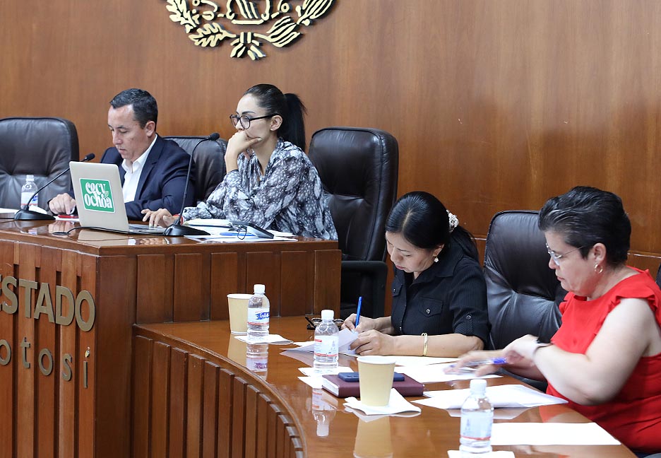 EN COMISIONES APRUEBAN INICIATIVA PARA REFORMAR LA CONSTITUCIÓN POLÍTICA DEL&nbsp;ESTADO