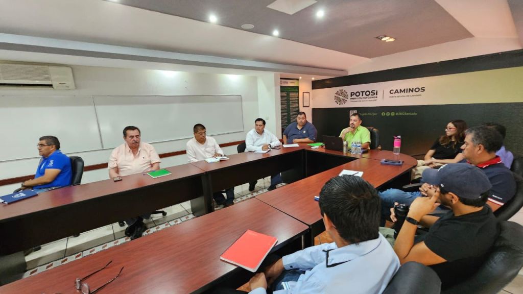 AVANZA PLAN ANUAL DE CAPACITACIÓN EN LA JUNTA ESTATAL DE&nbsp;CAMINOS