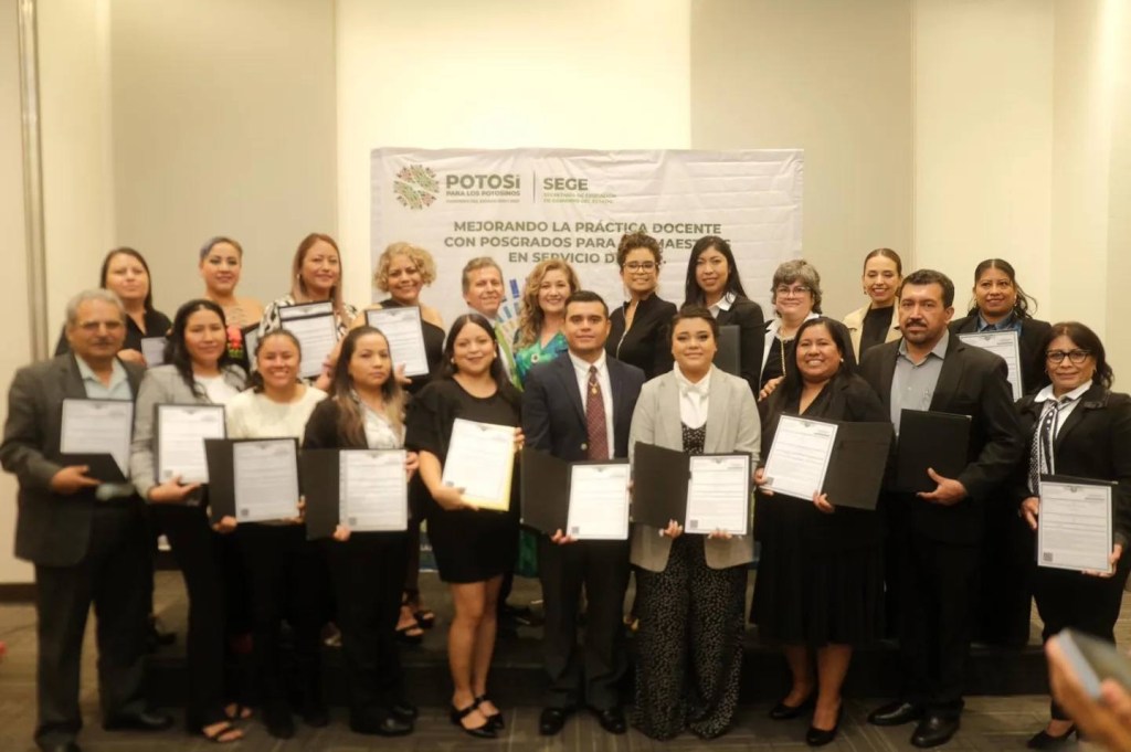 EN PROMEDIO, EMITE GOBIERNO ESTATAL MIL TÍTULOS PROFESIONALES AL&nbsp;MES