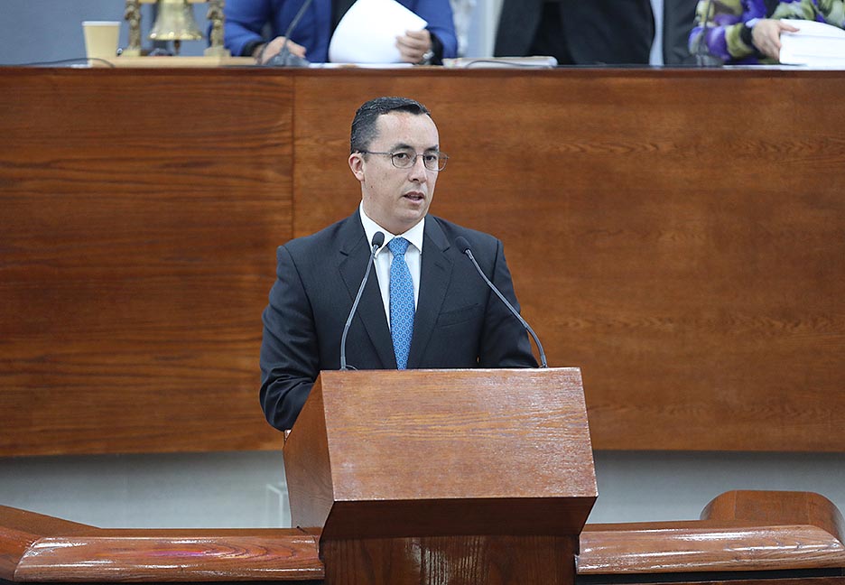 PRESENTA DIP. EDMUNDO TORRESCANO MEDINA INICIATIVA PARA GARANTIZAR LA AYUDA A LAS VÍCTIMAS DE DELITOS Y VIOLACIONES A DERECHOS&nbsp;HUMANOS