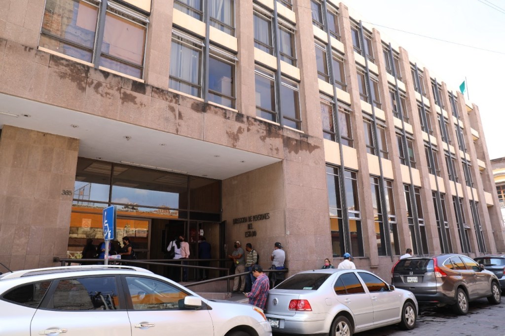 CONFIRMA PENSIONES OPERACIONES CON FONDO DE TRABAJADORES EN EL&nbsp;EXTRANJERO