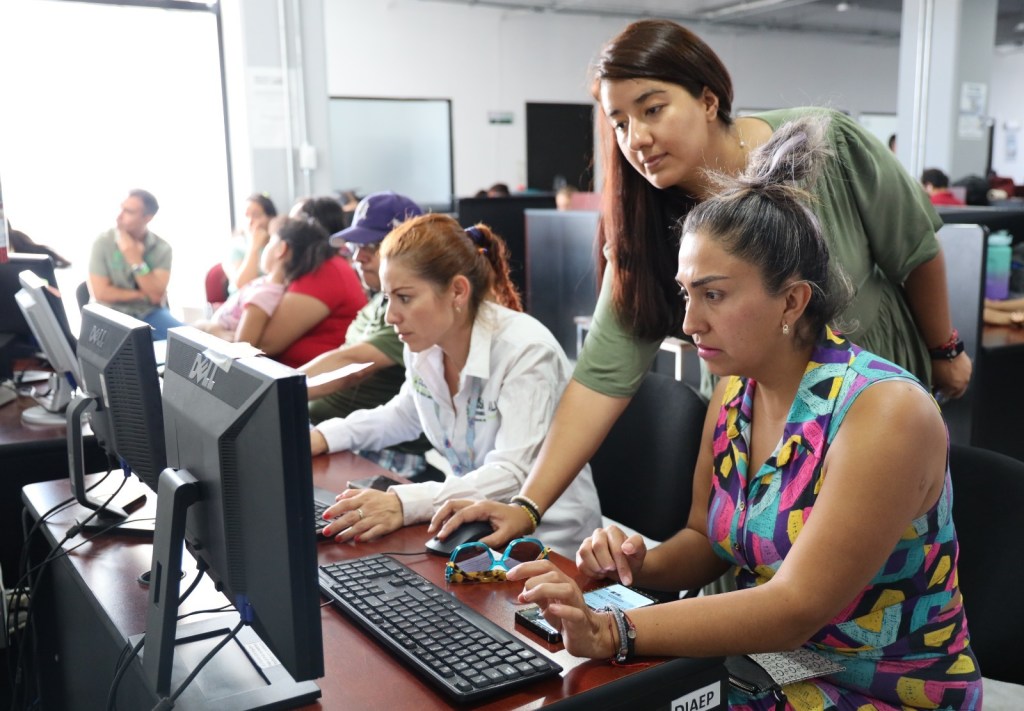TRABAJADORES ESTATALES CONTRIBUYEN A LA RENDICIÓN DE&nbsp;CUENTAS