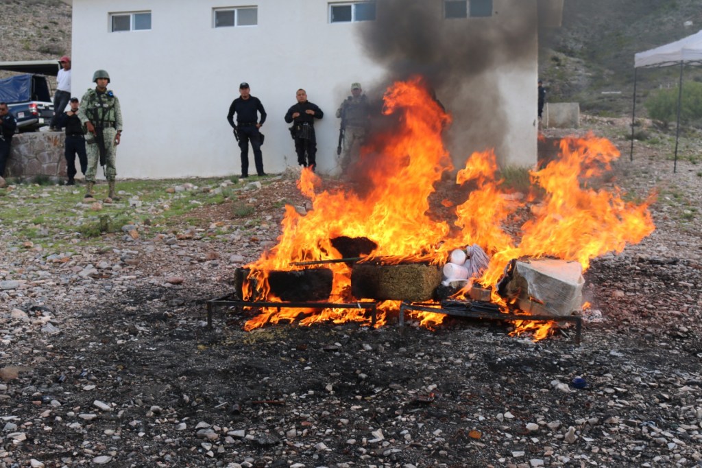 INCINERA FGR EN COORDINACIÓN CON SEDENA 50 KILOS DE NARCÓTICOS Y DESTRUYE OBJETOS DEL DELITO EN&nbsp;SLP